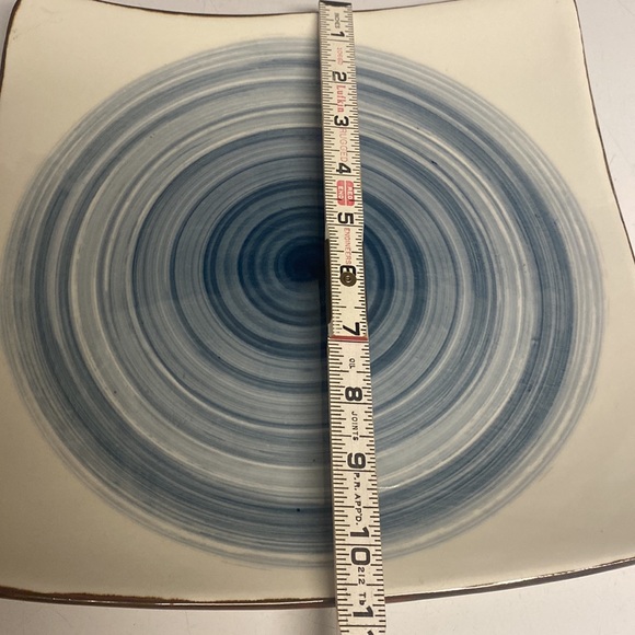 Euro Ceramics Inc Square Dinner Plates Set of Two 10.5”D - Picture 9 of 17